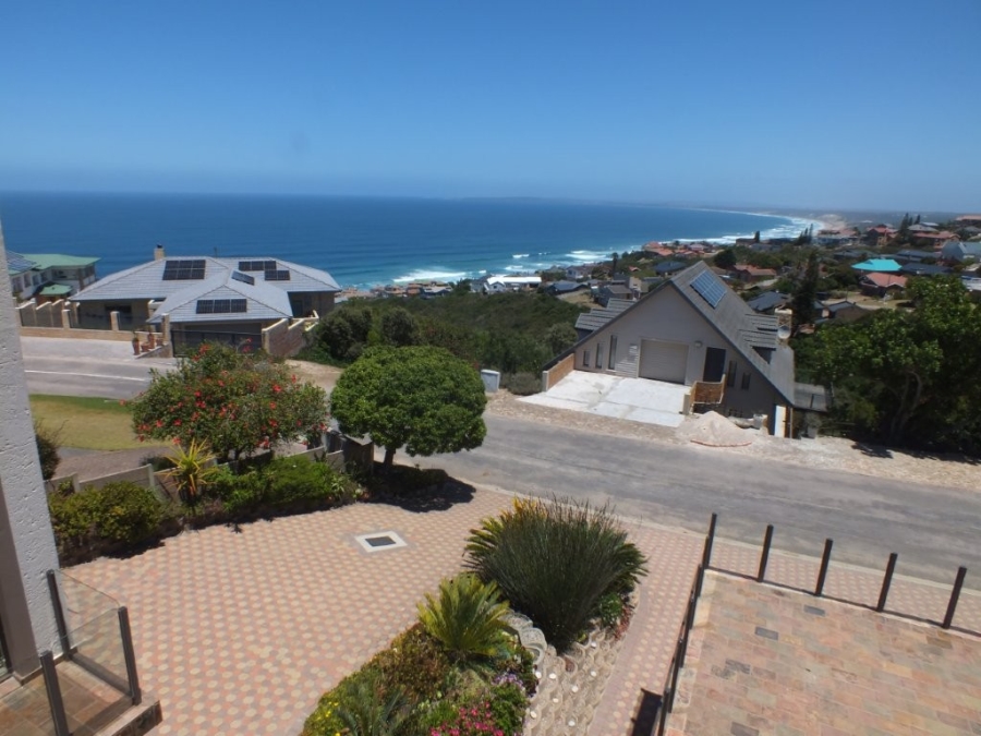 4 Bedroom Property for Sale in Dana Bay Western Cape